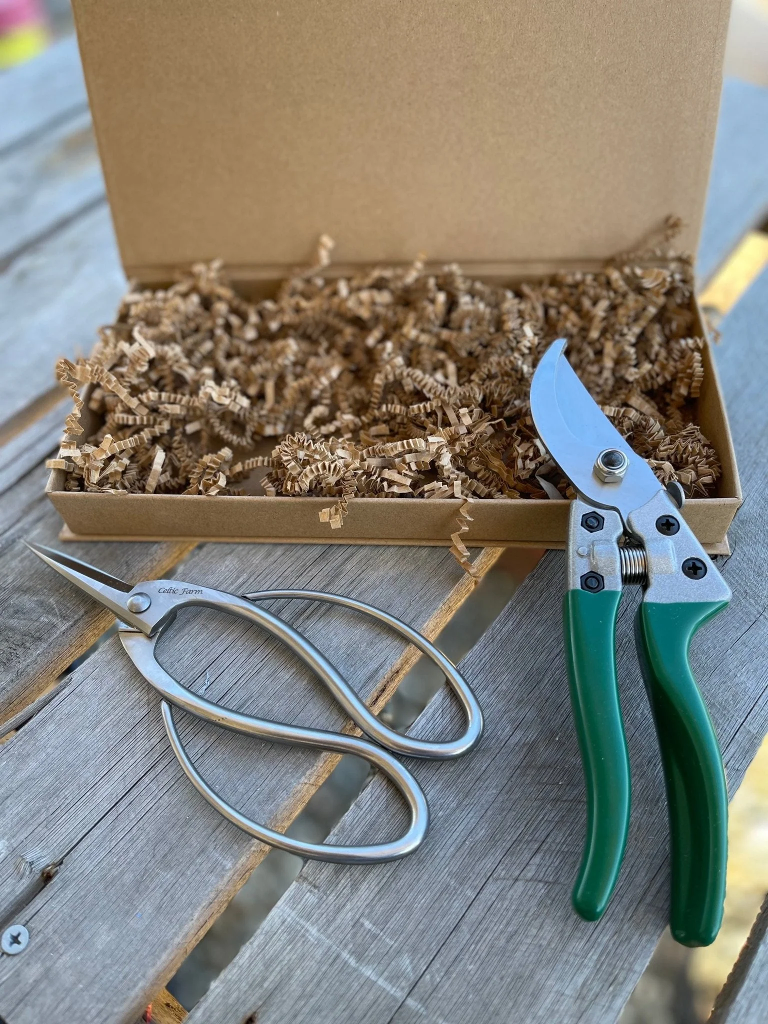 Garden Gift Box - Pruners and Snips - Image 3