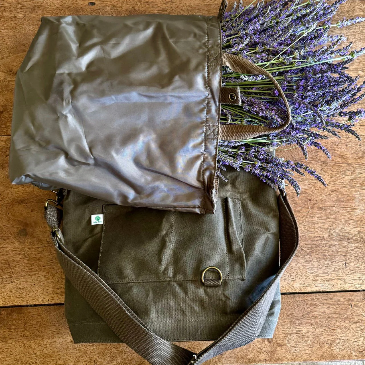 Gardener's Multipurpose Shoulder Bag  | For Tools, the Market or Harvest - Image 4