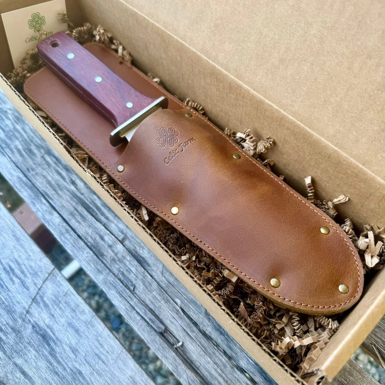 Hori Hori Garden Gift Box | Hori, Custom Leather Sheath & Dual Surface Diamond Sharpener - Image 2